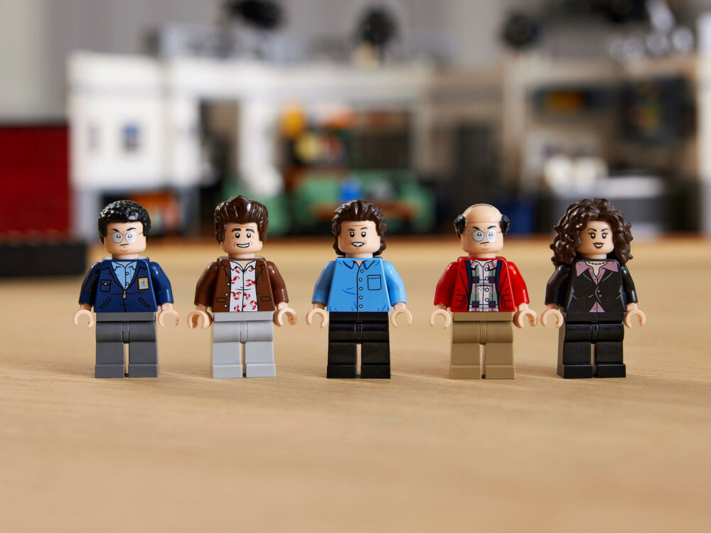 LEGO Ideas Seinfeld 21328 5 mini figurek LEGO Jerry Seinfeld George Costanza Cosmo Kramer Elaine Benes Newman bohaterowie serialu Seinfeld niewielka scena do złożenia