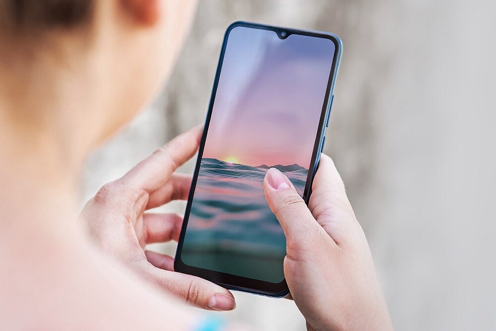 Smartfon KRUGER&MATZ Flow 9 ekran granie procesor wydajność pamięć bateria aparat chłodzenie tryby sterowanie przyciski