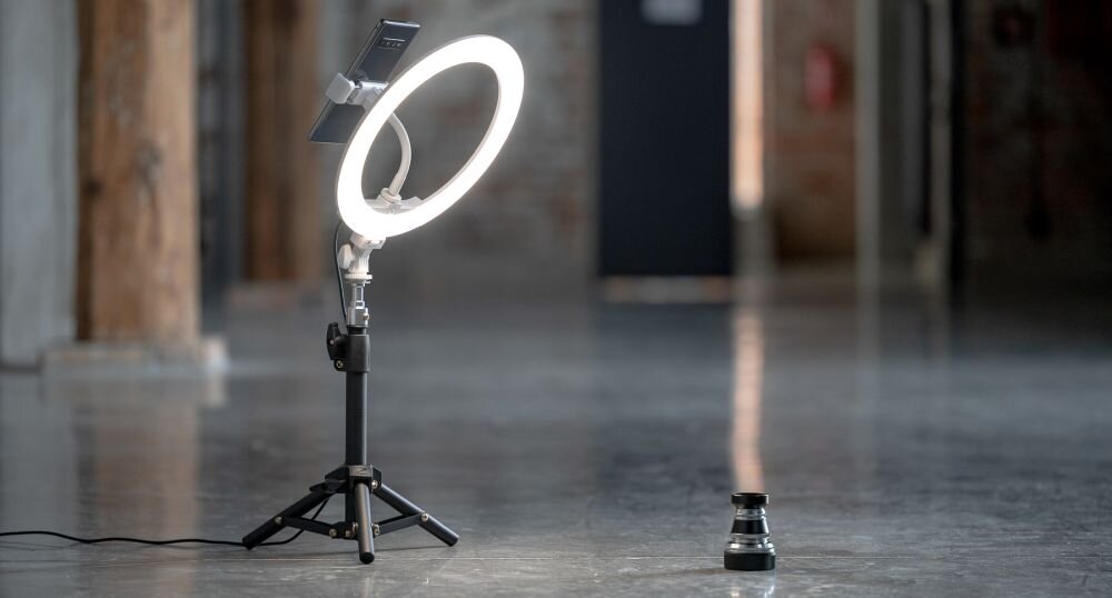 Lampa pierścieniowa LED NEWELL RL-10A barwa jasność zasilanie bateria montaż aparat zdjęcia filmy obsługa regulacja waga led wymiary