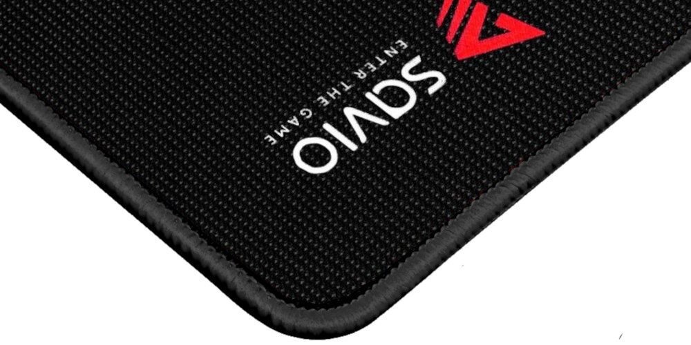 SAVIO Black Edition Precision Control Grubość 3 mm wygodne podparcie dla dłoni redukować nacisk gumowa, antypoślizgowa warstwa spodnia - zbliżenie na narożnik podkładki