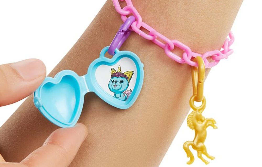 MATTEL-BARBIE-COLOR-REVEAL-GXY20 lalka akcesoria bransoletka zawieszka serduszko obrazek piesek ręka trend moda mała dama