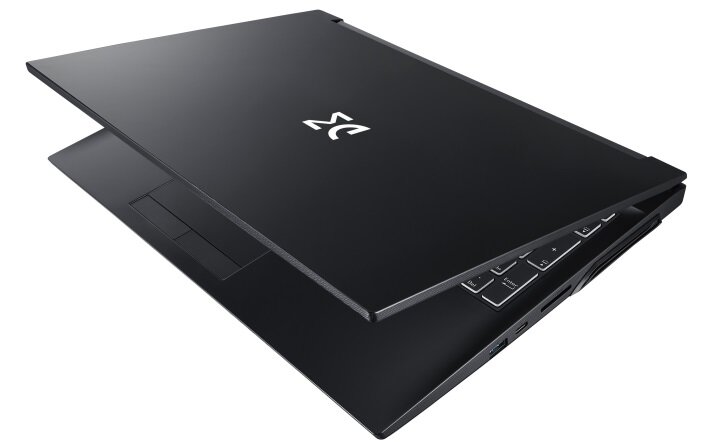 Laptop DREAMMACHINES RG3050Ti - Podświetlana klawiatura