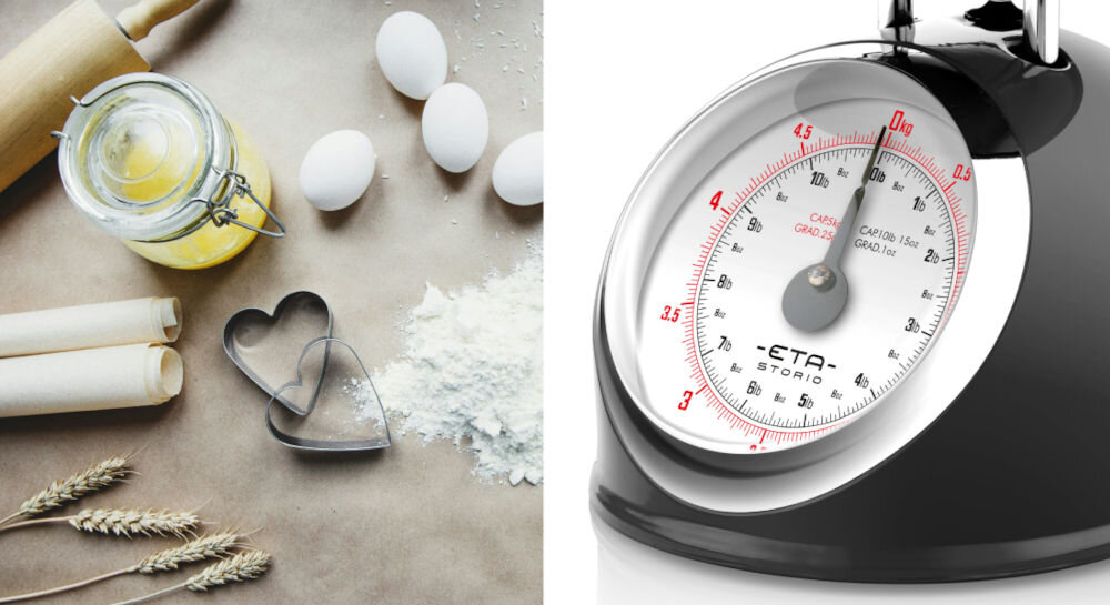 Waga kuchenna ETA Storio 577790020 czarna waga duża tarcza wskazówka obok leżą jajka i rozsypana mąka misa o pojemności 2 litrów ze stali nierdzewnej podczas odmierzania większych ilości składników duża i wyraźna tarcza prosta obsługa intuicyjne dla każdego członka rodziny praktyczność stylowy design