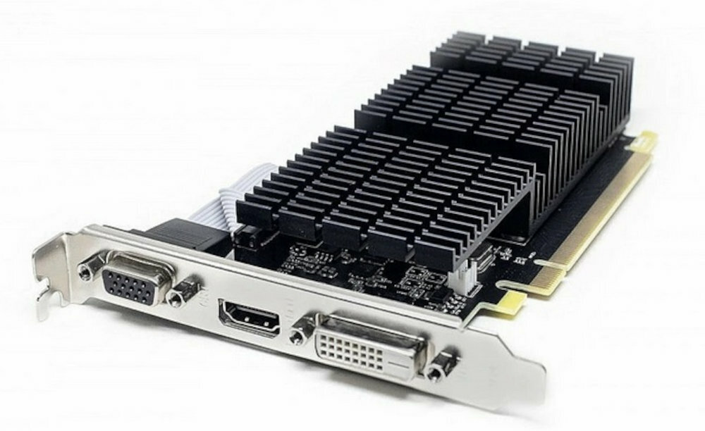AFOX-AMD-Radeon-R5-230-1GB pod katem