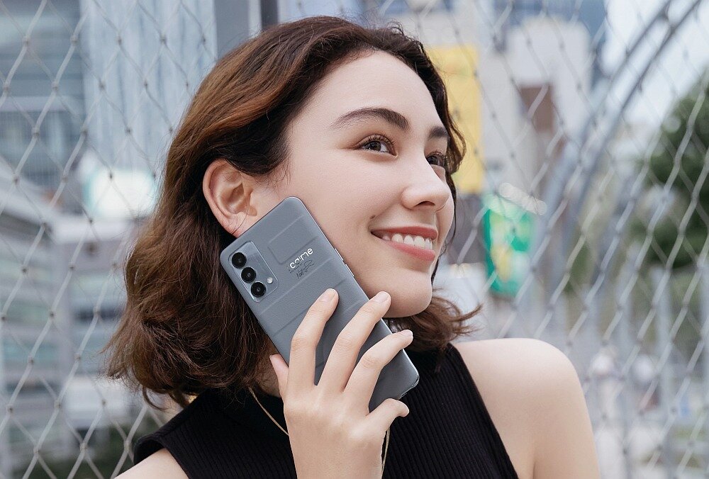 Smartfon REALME GT Master Edition ekran procesor wydajność ram pamięć aparat bateria ładowanie obudowa waga opis cechy funkcje parametry 5g sieć zdjęcia