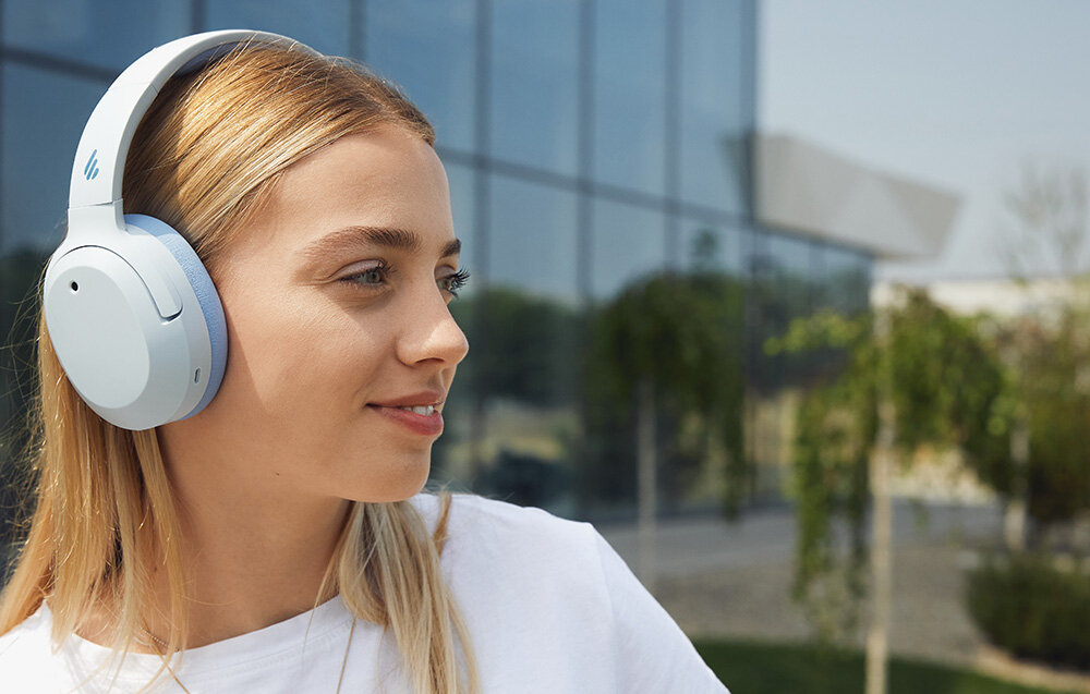 Słuchawki nauszne EDIFIER W820NB dźwięk jakość połączenie łączność pasmo impedancja muzyka gry filmy sterowanie bluetooth