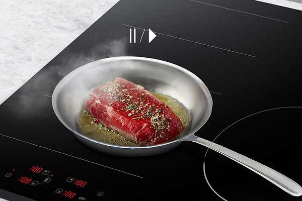 Korzystaj z funkcji pauzy i timera, by mieć pewność, że dania zawsze będą przygotowane w odpowiedni sposób 