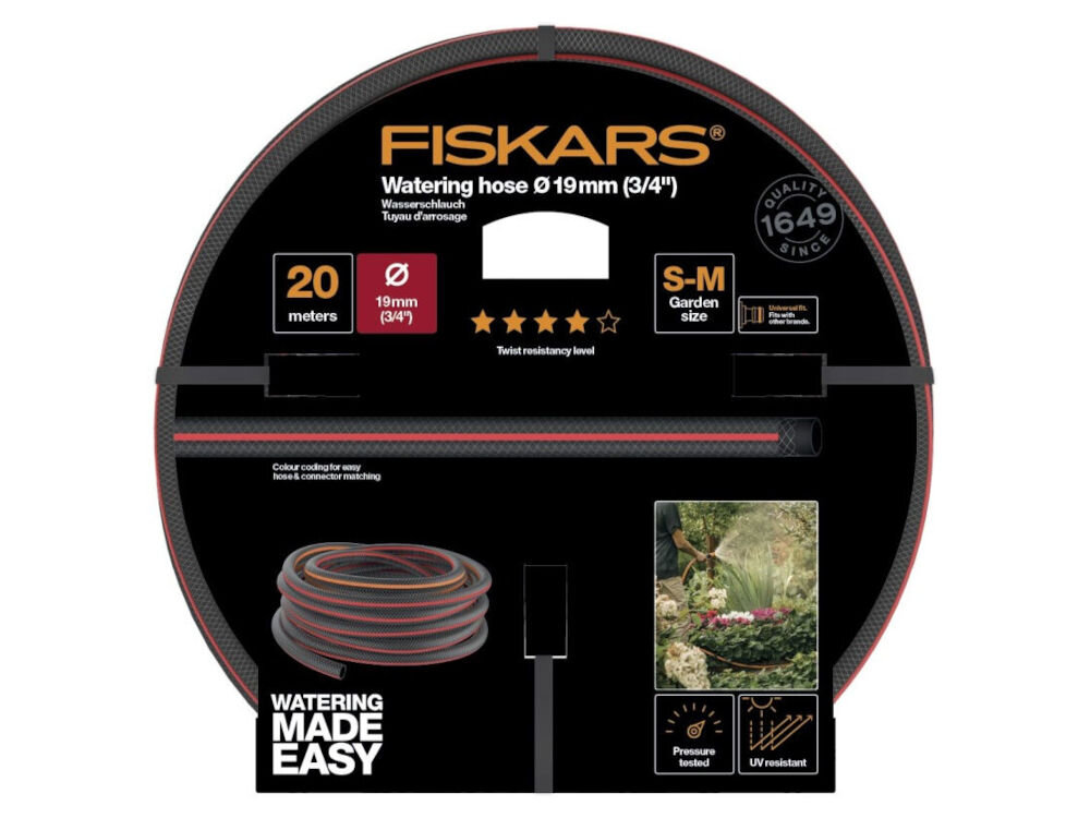 Wąż ogrodowy FISKARS 3/4 20 m Q4 1027110, metry, długość, Elastyczność, rozwijanie, na białym tle szpula węża w opakowaniu fabrycznym