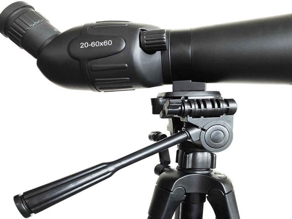 Czarna luneta zamontowana na statywie, z widocznym oznaczeniem \'20-60x60\'.