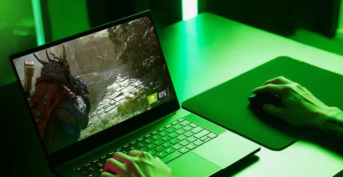 Laptop RAZER Blade - NVIDIA GeForce RTX