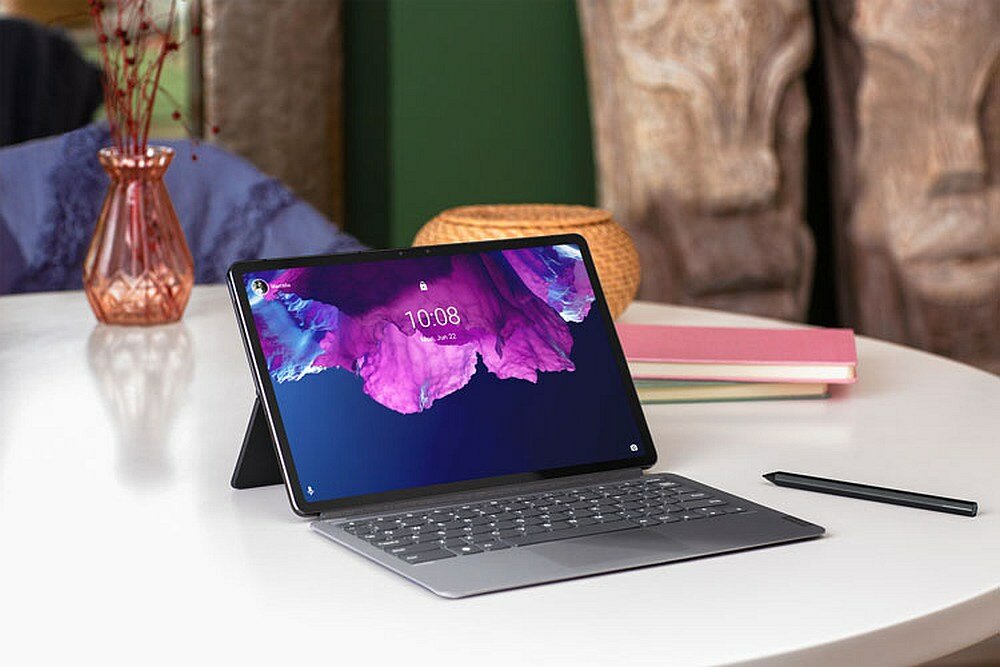 Tablet LENOVO Tab P11 Pro ekran procesor wydajność pamięć pojemność kamerka zabawa gry nauka