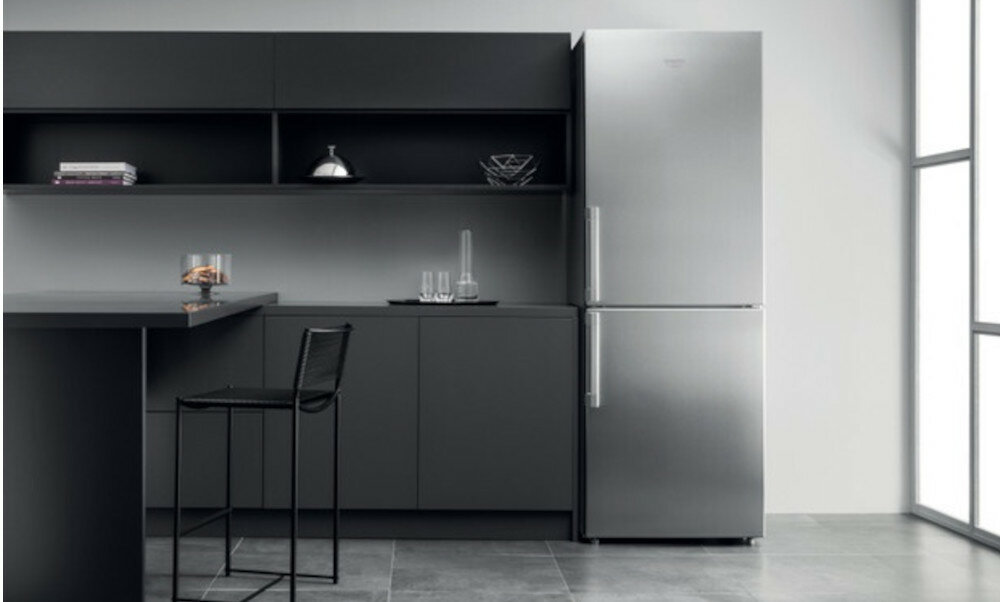 Lodówka HOTPOINT HAFC9 TA33SX O3 Nofrost 195.5cm Srebrna inwerter kompresor