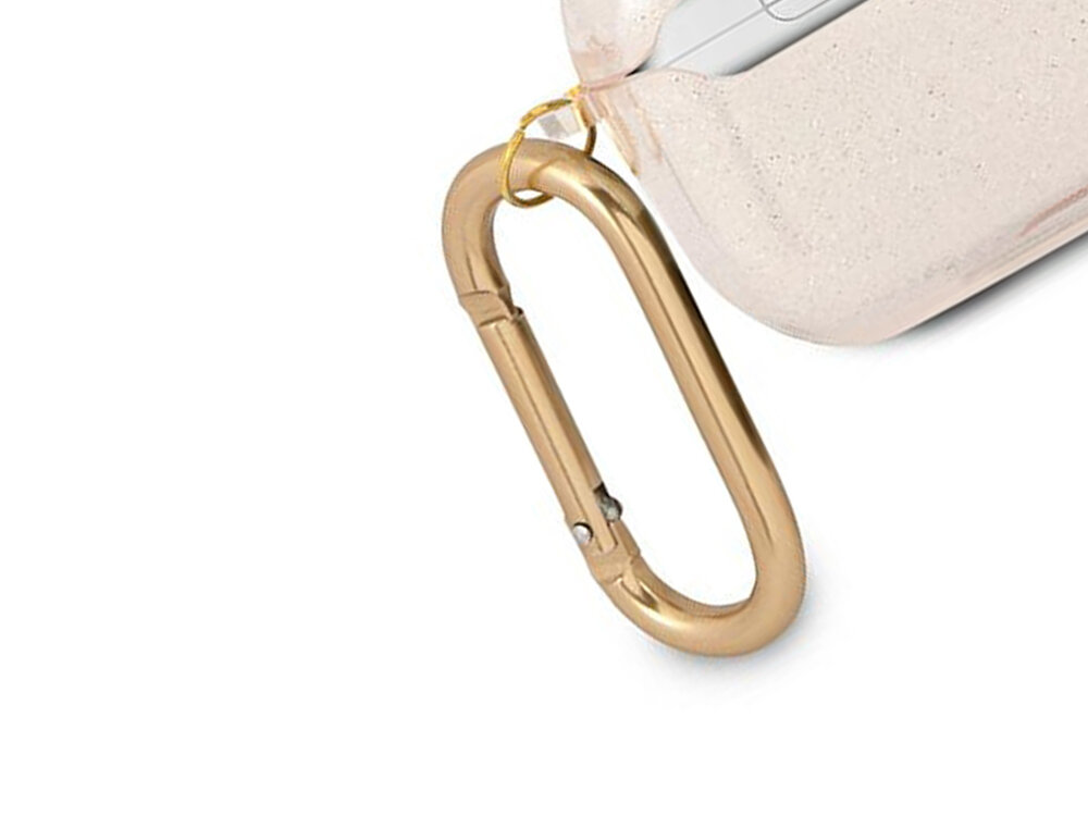 Etui na słuchawki Guess Glitter Collection
            zbliżenie na karabińczyk
            logo marka guess wzór spójność karabińczyk