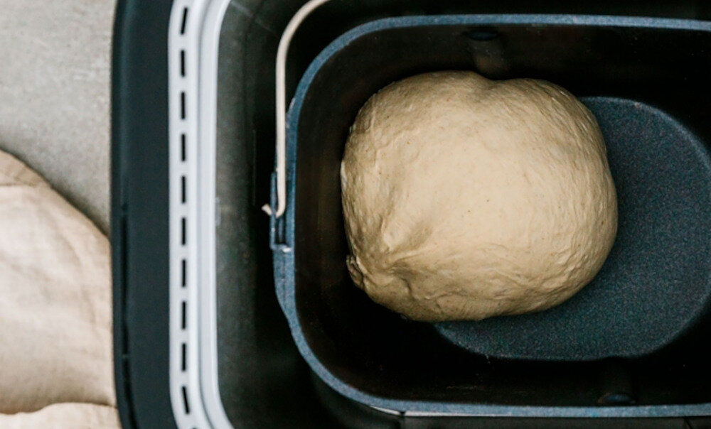 Wypiekacz do chleba PANASONIC SD-R2530KXE Domowe pieczywo na co dzień automatycznie dobiera program rodzaj pieczywa nóż z żebrami rzemieślnicza technologia konsystencja ciasto smak struktura sprężystość