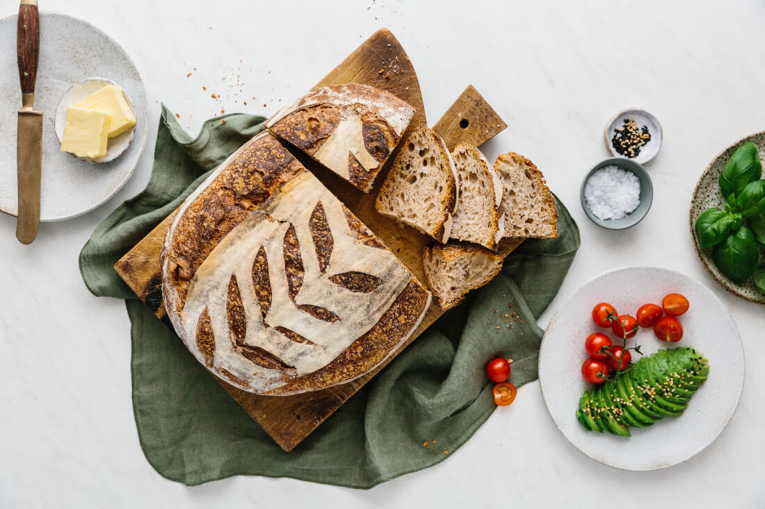 Wypiekacz do chleba PANASONIC SD-R2530KXE Wygoda gotowych mieszanek woda dodawanie gotowe mieszanki Specjalne programy wypiekacza Cztery programy bezglutenowe chleb ciasto pizza makaron smak