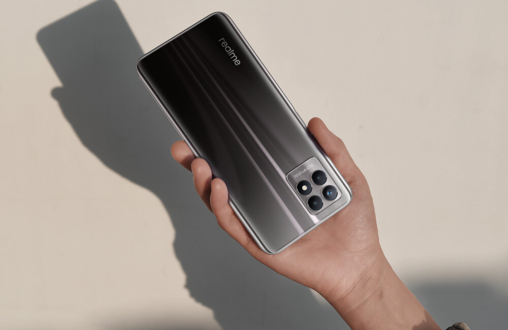 Smartfon REALME 8I ładowanie wygoda