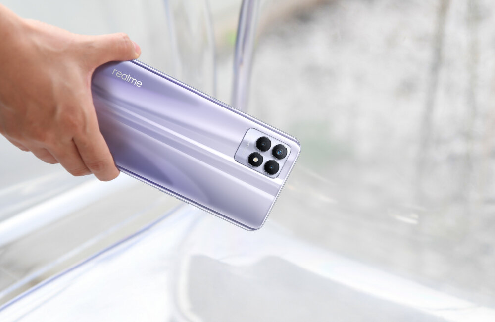 Smartfon REALME 8I ładowanie wygoda