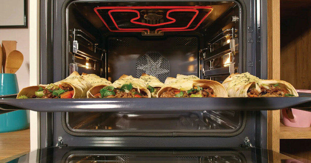 GORENJE-ECS5350XA grill grillowanie przygotowywanie pieczeie perfect grzałki infragrzałka powietrze chrupiące potrawy soczyste miękkie