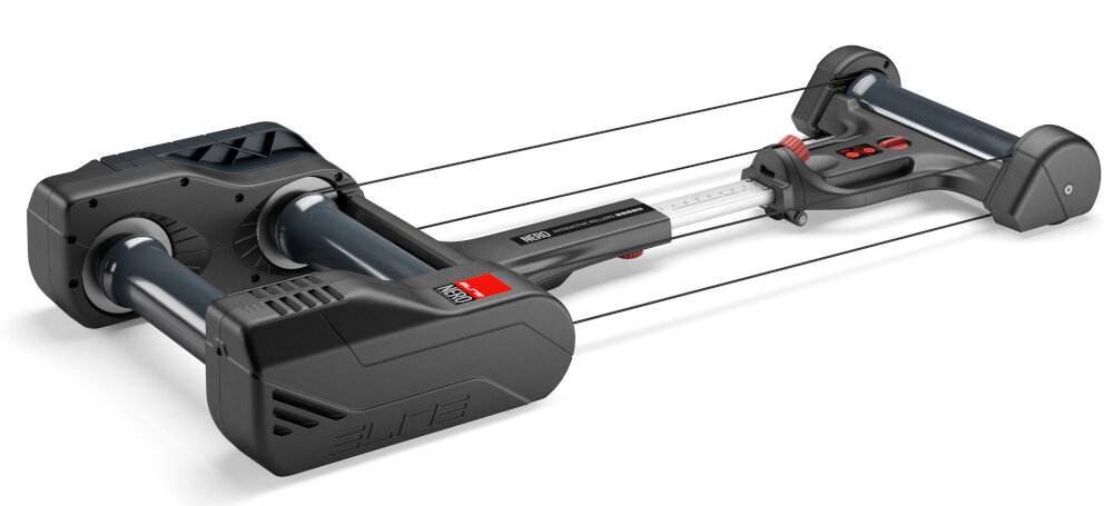 Trenażer rowerowy ELITE Nero dwa koła zamachowe 2,7 kg każde realistyczne odczucia maksymalny generowany opór do 760 W przy prędkości do 40 km/h