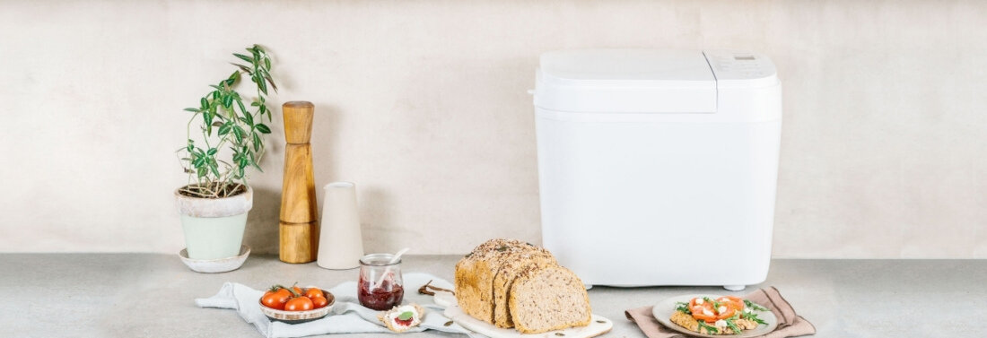 Wypiekacz do chleba PANASONIC SD-B2510 wygląd design tło prezentacja wizualizacja Zmień poranki