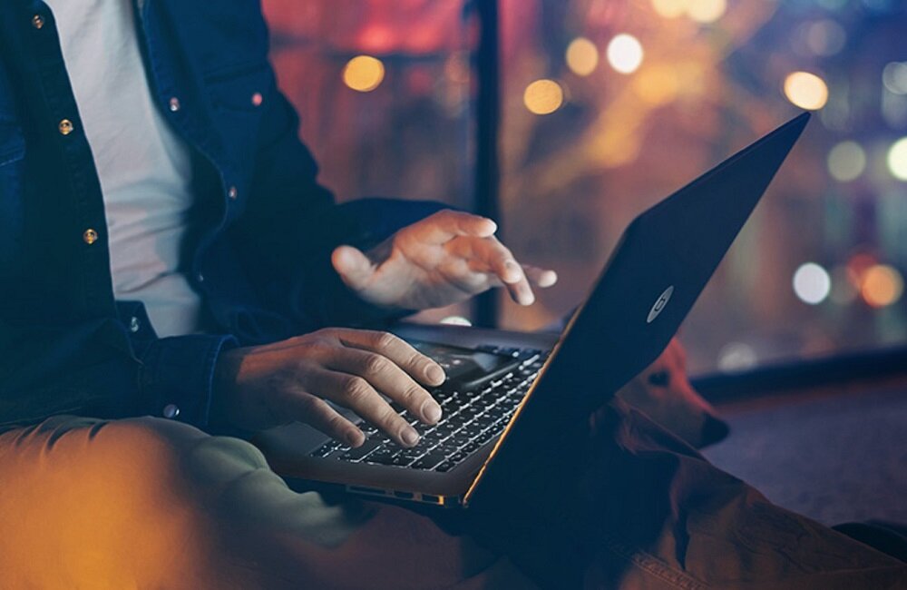 Laptop TECHBITE Zin 3 14 1 N4020 4GB SSD 128GB Windows 10 Professional Dla jak największego komfortu touchpad podświetlana klawiatura