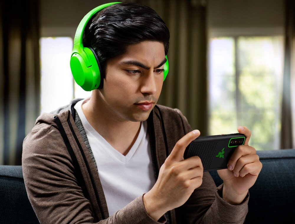 Słuchawki RAZER Opus X design komfort lekkość dźwięk jakość wrażenia słuchowe ergonomia lekkość sport aktywność podróże czas pracy działanie akumulator