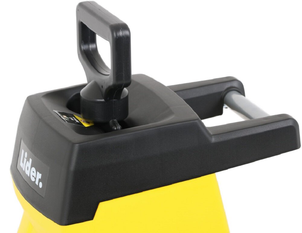 Rozdrabniacz do gałęzi LIDER GTR 2400 - niezawodnosc 