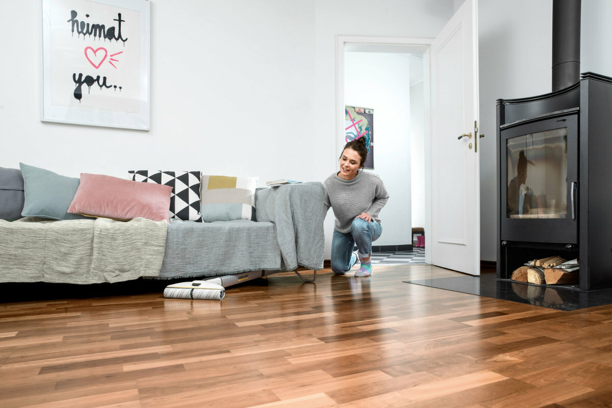 Mop elektryczny KARCHER EWM 2 Premium 1.056-350.0 przechowywanie przegub