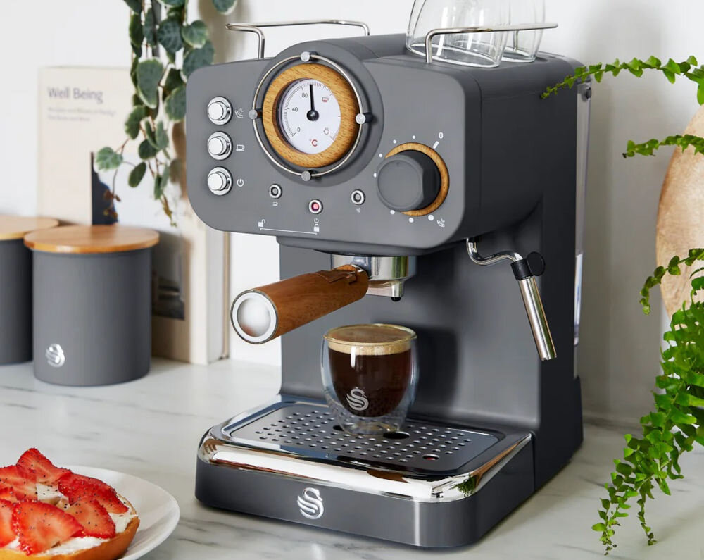 Ekspres SWAN SK22110GRYN Nordic Pump Szary kolorystyka kolor minimalizm design nowoczesny