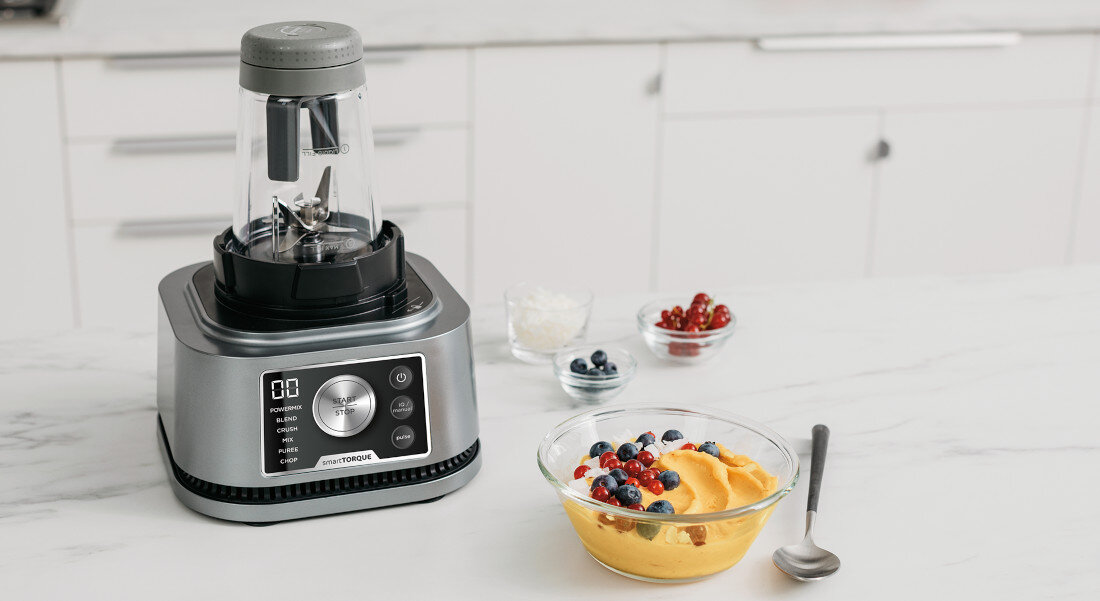 Blender kielichowy NINJA CB350EU + 2 bidony w komplecie Mały kielich Power Nutri pojemność potrawy gęsta konsystencja ostrza wbudowana łopatka składniki