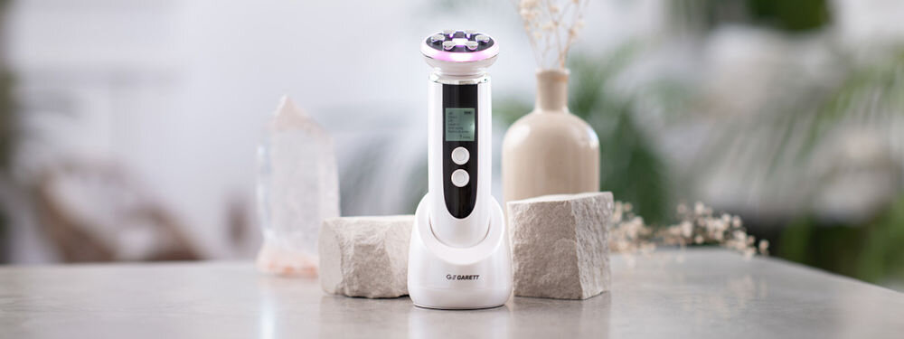 Urządzenie do mezoterapii GARETT BEAUTY Vital Skin Czerwony zmarszczki przebarwienia inne niedoskonałości dbanie o skóre domowe zacisze stymulacja regeneracji tkanek poprawa elastyczności kondycji skóry kilka tygodni gładka jędrna skóra