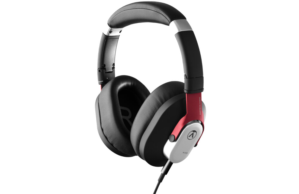 Słuchawki nauszne AUSTRIAN AUDIO Hi-X15 Czarno-czerwony dźwięk moc łączność szumy redukcja szumów hałas głośność zakres częstotliwość waga zasilanie ładowanie złącze port wtyczka działanie etui smartfon sterowanie wygoda muzyka