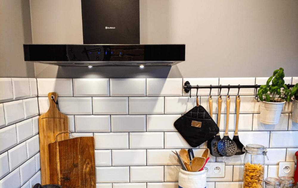 GLOBALO Verta 60.2 oświelenie rozświetla otoczenie okap nastrój