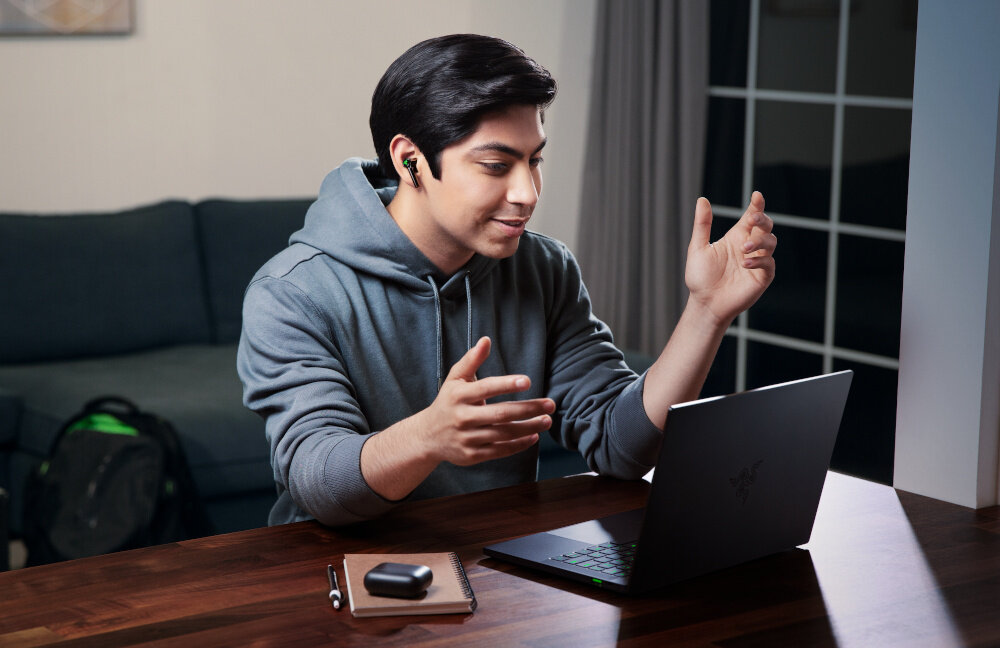 Słuchawki RAZER Hammerhead True Wireless aplikacja mobilna razer audio ustawienia personalizacja
