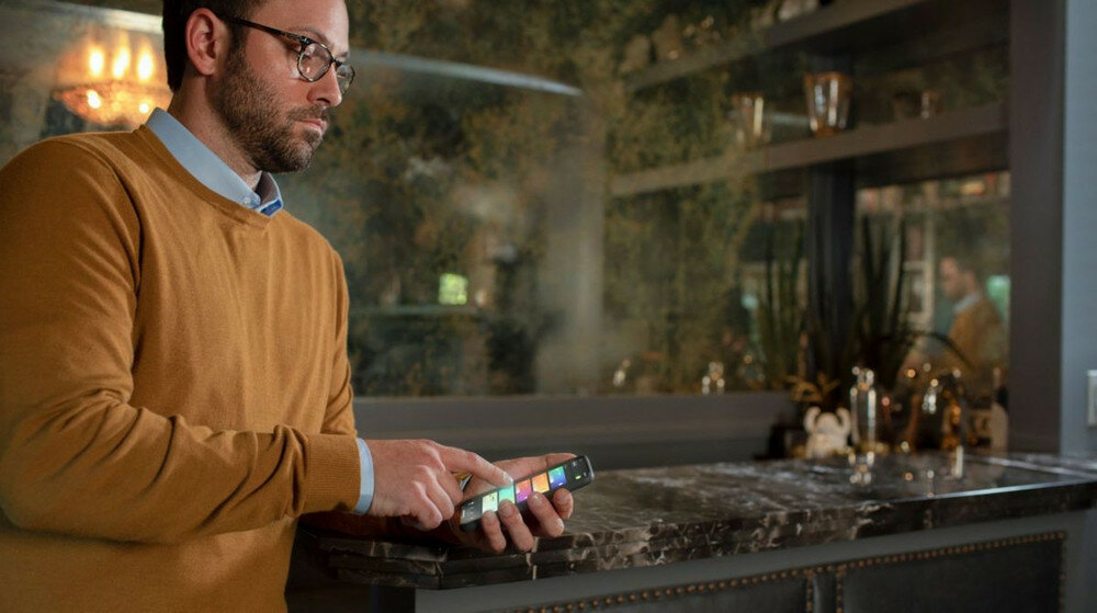 Reflektor PHILIPS HUE Adore 929003056401 aplikacja mobilna