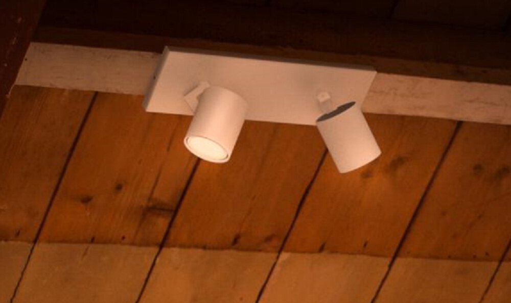 Reflektor PHILIPS HUE Runner 929003045601 Biały Bluetooth oswietlenie LED przystosowana do inteligentnego oswietlenia minimalistyczny design elegancki funkcjonalny