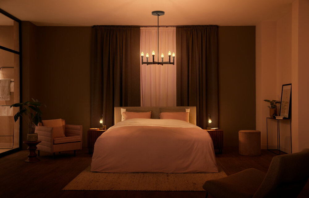 Inteligentna żarówka LED PHILIPS HUE 929002479501 4.5W E14 Bluetooth szeroka paleta odcieni