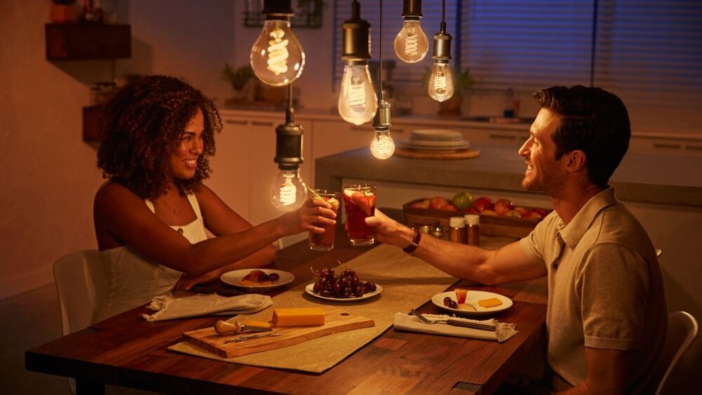 Inteligentna żarówka LED PHILIPS HUE 929001953312 4.3W GU10 (3 szt.) moc parametry energooszczędna