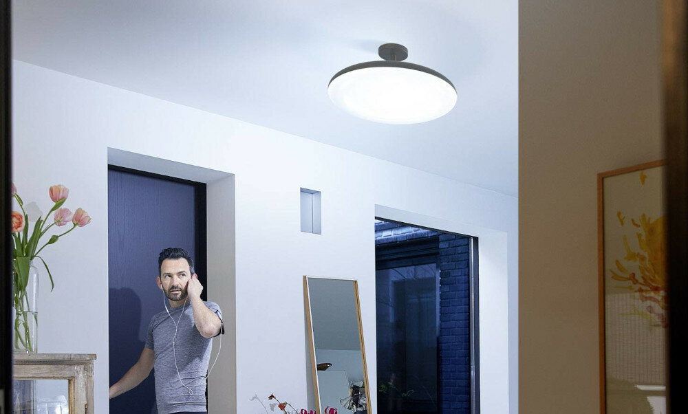 Lampa sufitowa PHILIPS HUE White Ambiance Cher Czarny wyglad aplikacja
