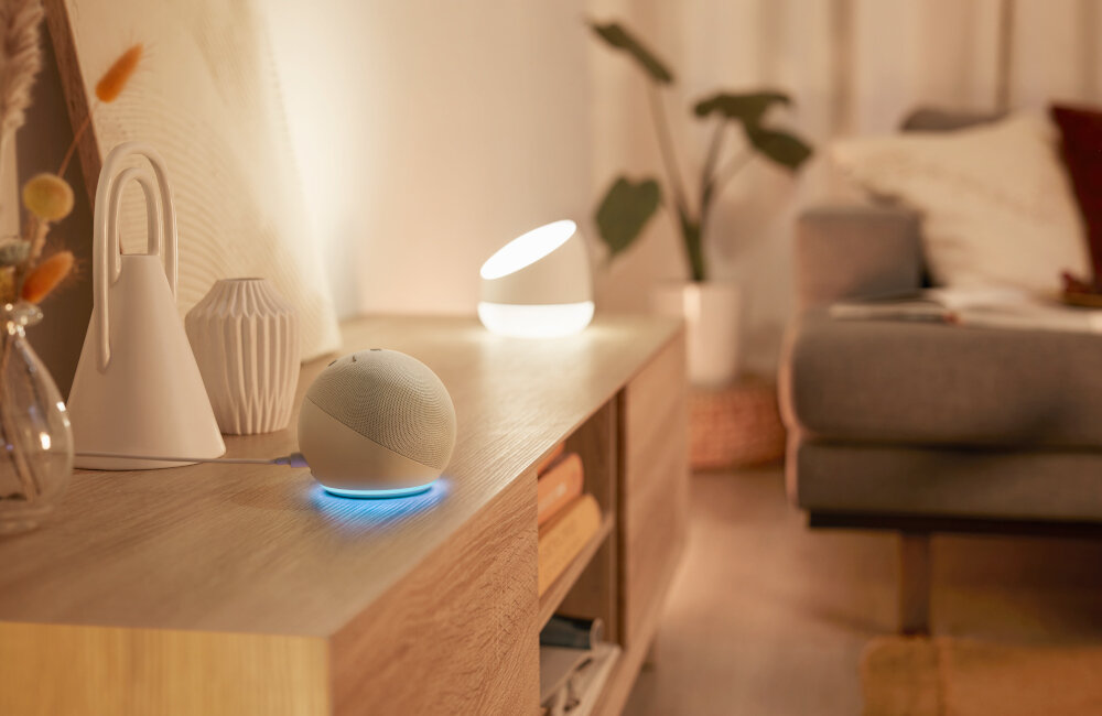 Lampa stołowa WIZ Squire wifi bluetooth amazon alexa google assistant siri podwójna strefa światła