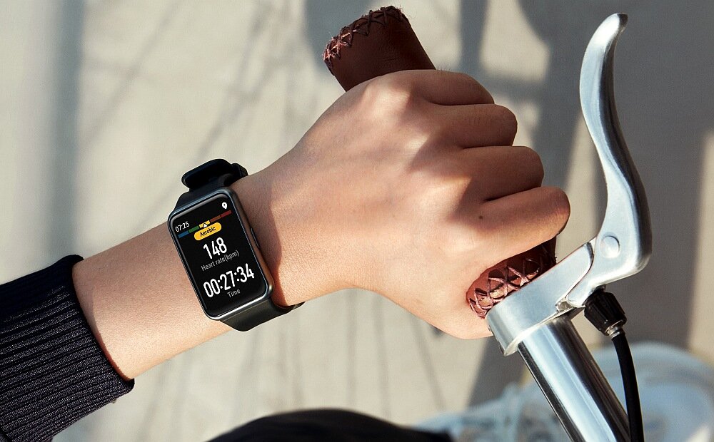 Smartwatch HUAWEI Watch Fit New opis cechy funkcje parametry dane specyfikacja kolor czarny czerwony różowy 