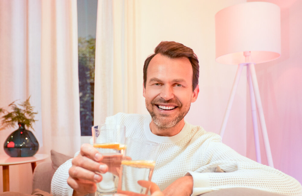 Inteligentna żarówka LED WIZ 929002448402 4.7W GU10 WiFi kompatybilność łączność działanie sterowanie