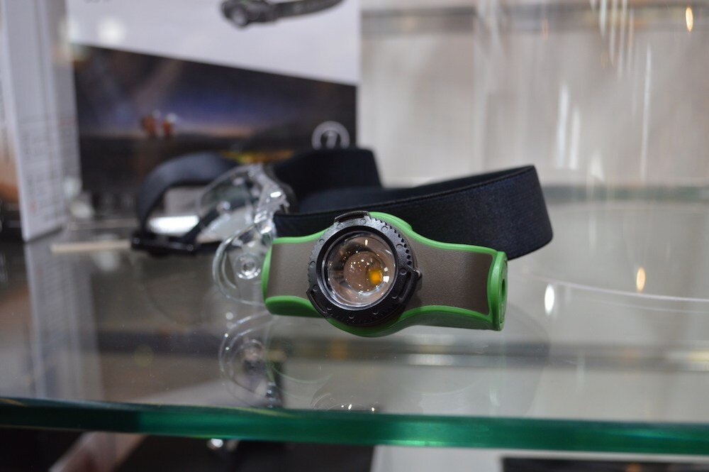 Latarka czołowa LEDLENSER MH5 Czarno-pomarańczowy tryby Boost Power Mid Power Low Power jasnosć zasięg czas pracy