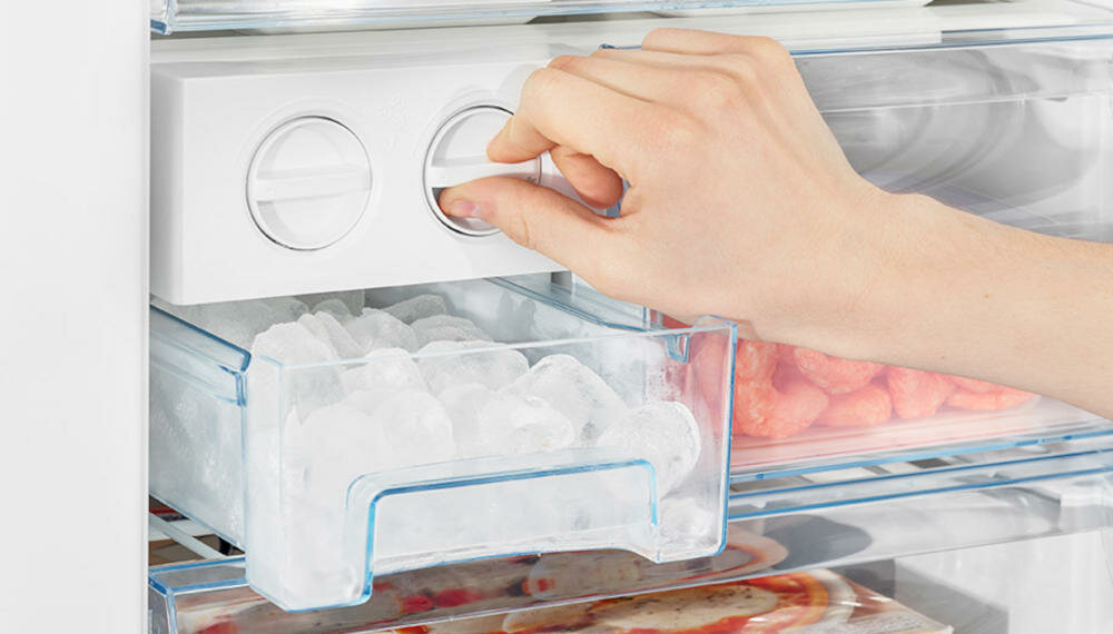 HISENSE-FV306N4BC1 kostkarka lód twist ruchoma zdejmowana prposty obrót