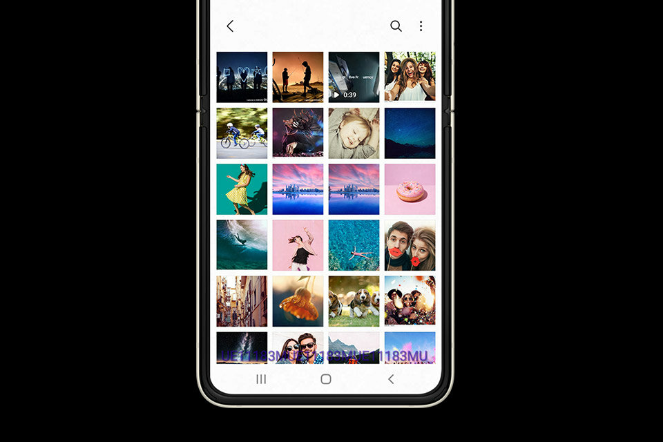 128 lub 256 GB do wyboru - idealna pojemność na wszystkie Twoje filmy, zdjęcia, gry i pliki. Wybierz swoją wersję w Media Expert. 128 lub 256 GB do wyboru - idealna pojemność na wszystkie Twoje filmy, zdjęcia, gry i pliki. Wybierz swoją wersję w Media Expert.