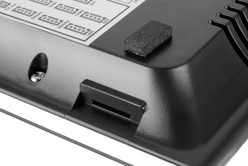 Monitor do wideodomofonu EURA VDA-08C5B kolorowy wyświetlacz LCD o przekątnej ekranu 7 cali umożliwia zapis obrazów rejestrację filmów na karcie microSD pojemność 128 GB sygnał w technologii AHD rozdzielczość 1024x600 pikseli