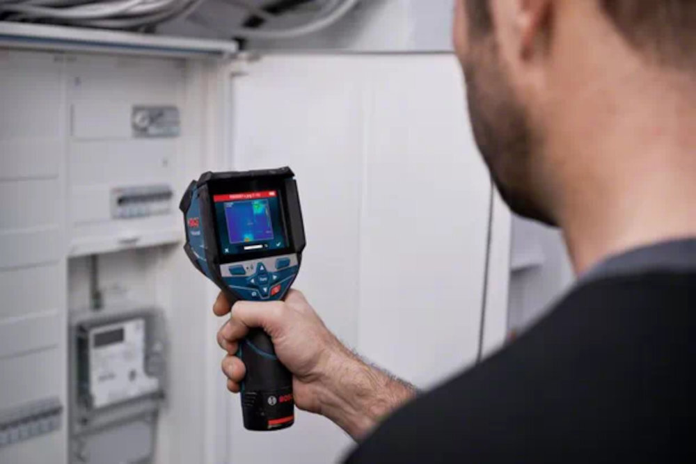 Kamera termowizyjna BOSCH Professional GTC 600 C praca ekran pomiar zakres aplikacja