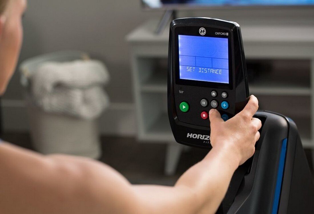 Wioślarz indukcyjny HORIZON FITNESS Oxford 6 Viewfit Siedzisko Zintegrowany system Viewfit Wygodna i intuicyjna obsługa Innowacyjne rozwiązania technologiczne Doskonała jakość i wydajność