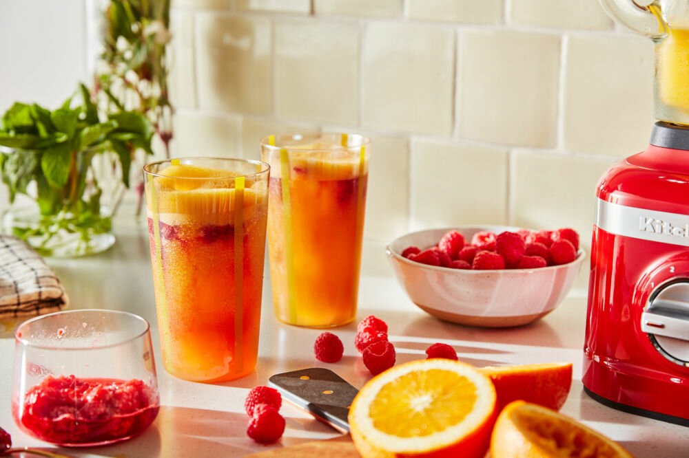 Blender kielichowy KITCHENAID 5KSB1325EOB Czarny wydajne dzialanie silnik z elektronicznym systemem kontroli predkosci IntelliSpeed