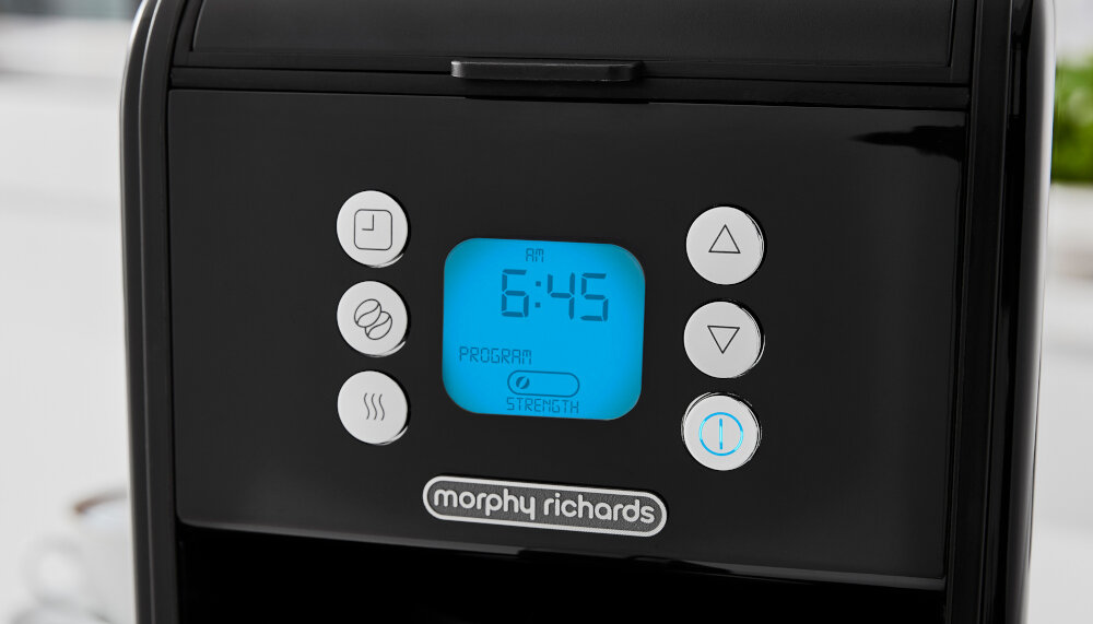 Ekspres MORPHY RICHARDS Verve 163007  czytelny panel sterowania